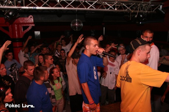 06.jpg